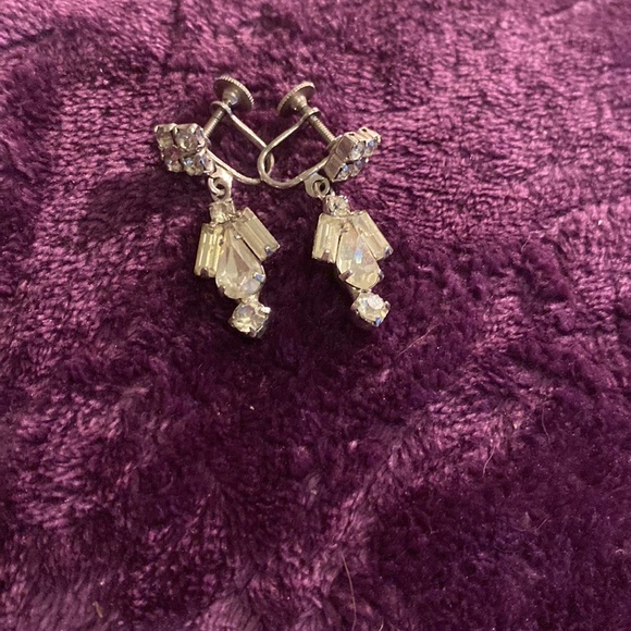 Vintage rhinestone screw back earrings  PM 359/2 - Picture 4 of 7